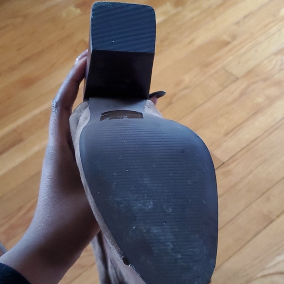 Thigh high boots - Picture 5 of 5